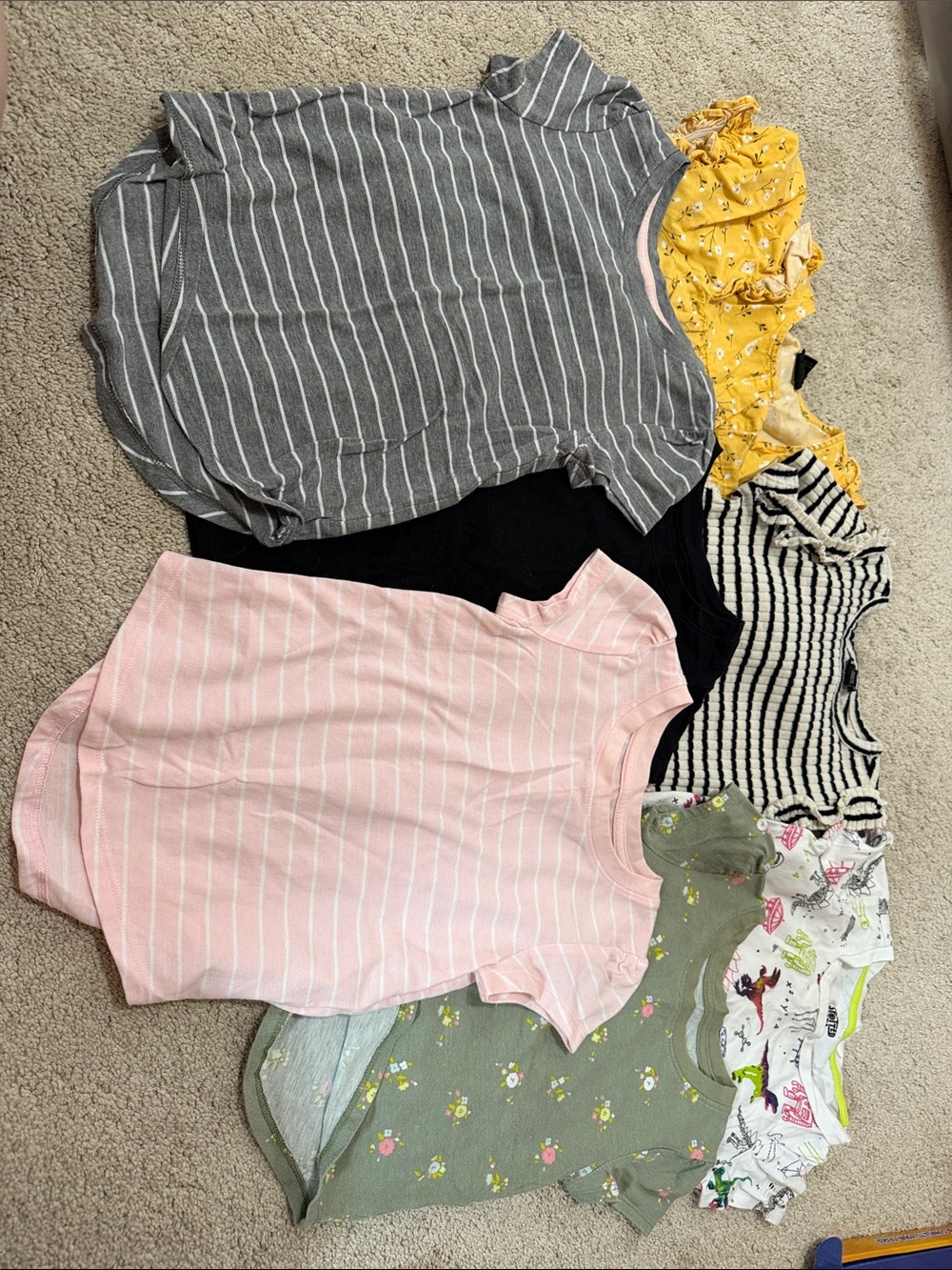 Girls' 4T short sleeve shirt bundle